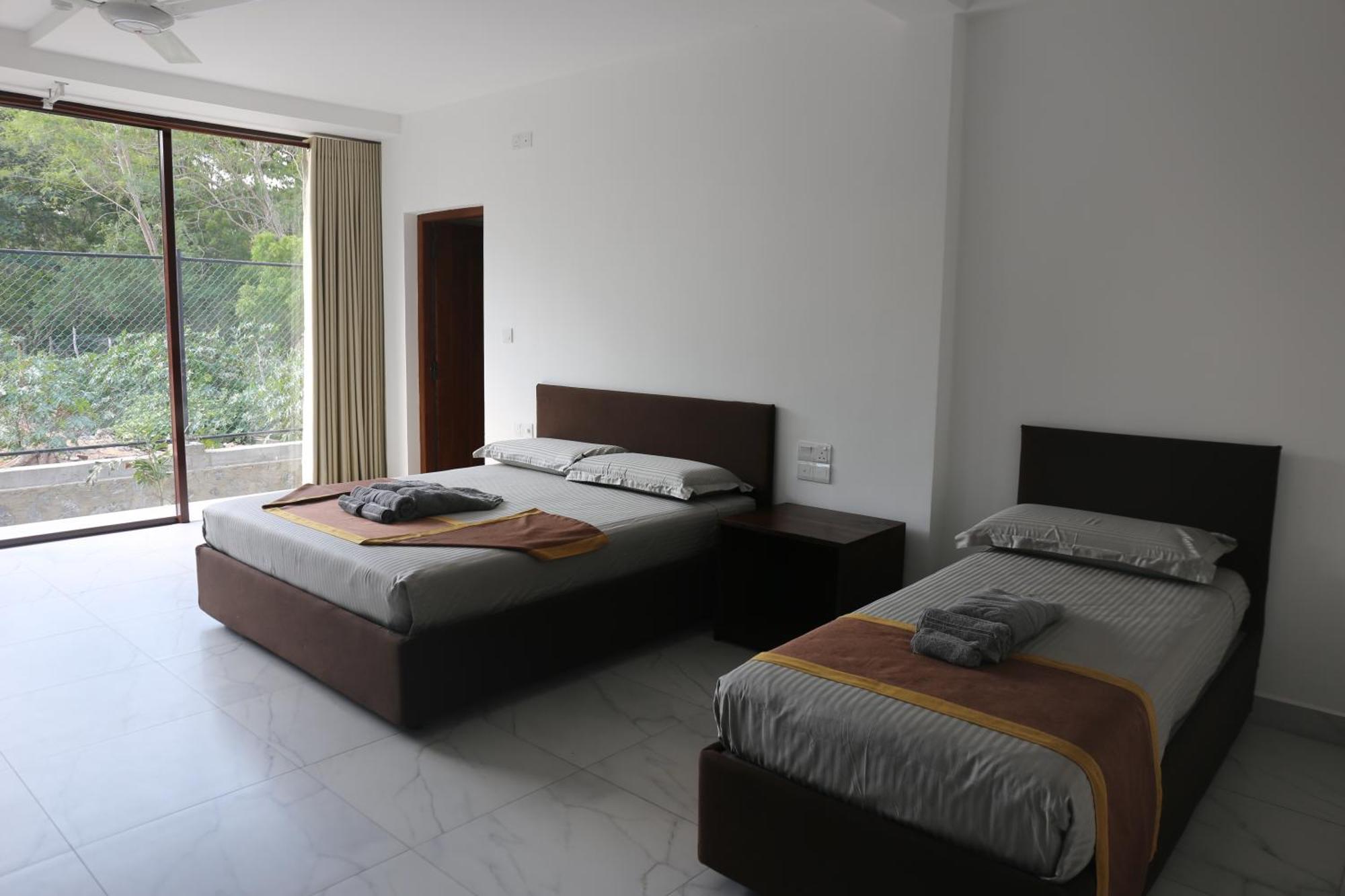 Amanda Beach Resort Passikudah Luaran gambar